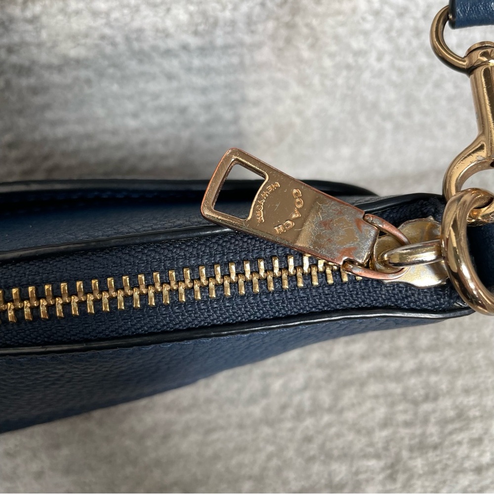 Coach Blue Leather Crossbody Bag - Picture 6 of 16